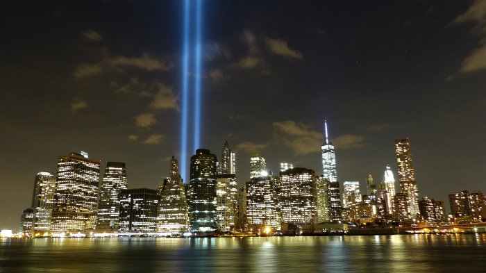 Projecteurs vers le ciel 11 septembre 2014 New York
