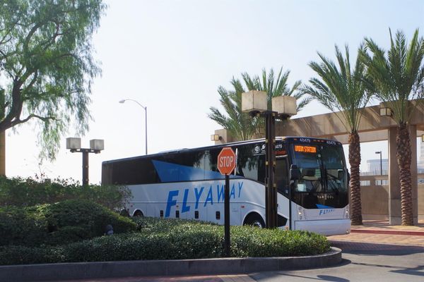 bus Fly Away Los Angeles