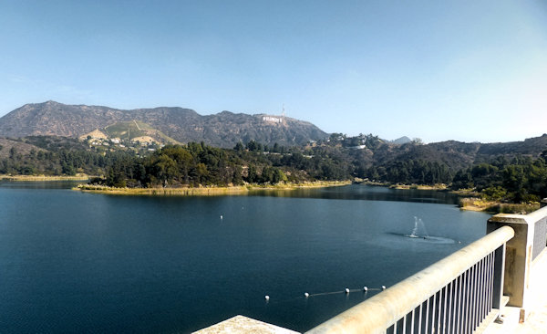 Hollywood Sign depuis Lake Hollywood Trail