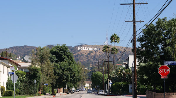 Hollywood Sign depuis North Bechwood Drive