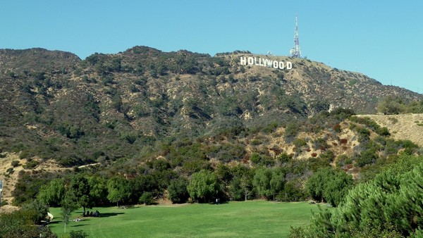 Hollywood Sign depuis Hollywood Lake Park