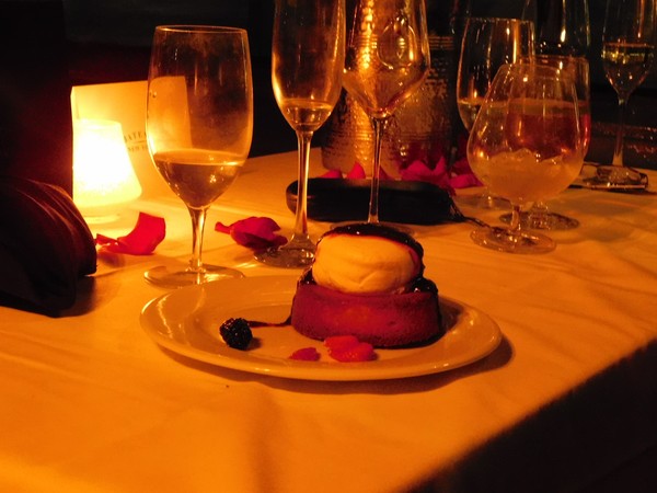 Bateaux New York dîner-croisière dessert