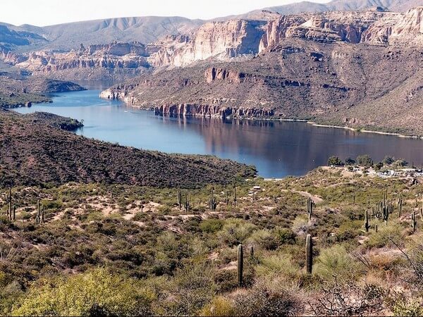 Apache Lake