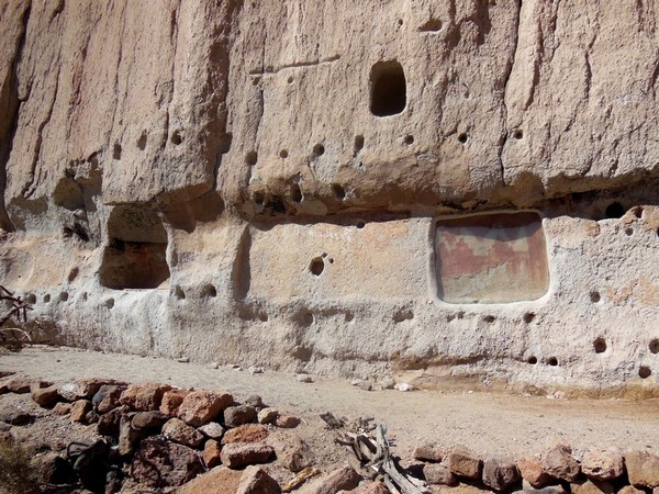 Dessins dans la roche Bandelier