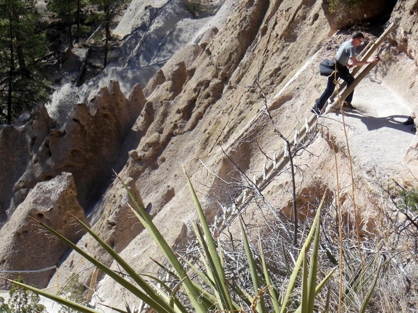 Echelles Alcove House Bandelier NM