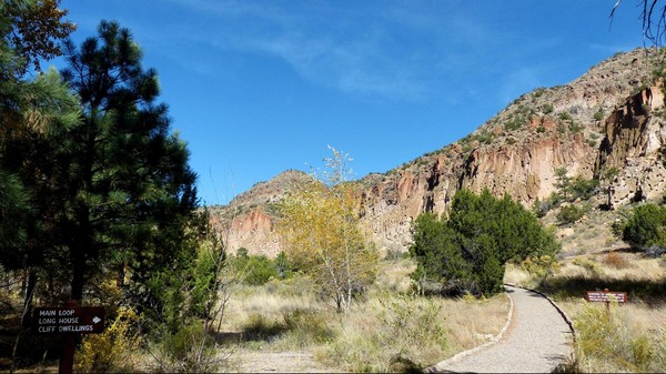 Main Loop Trail Bandelier National Monument