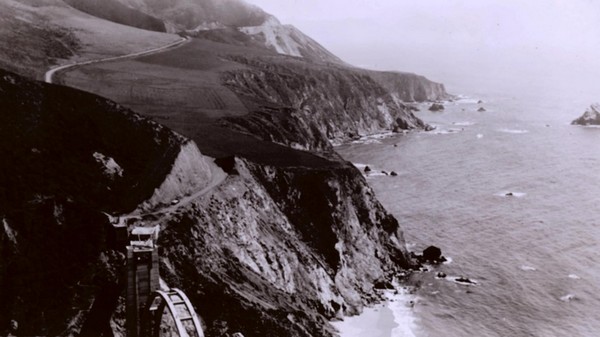 Bixby Creek Bridge en construction 1932