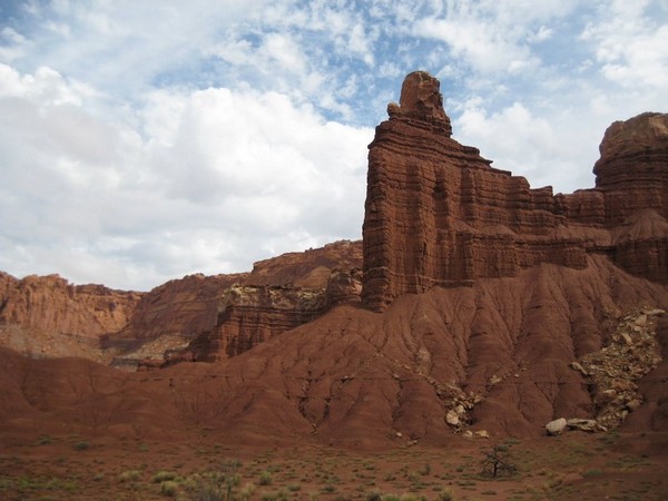 Chimney Rock Capitol Reef