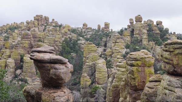 Echo Canyon Loop Trail Chiricahua National Monument