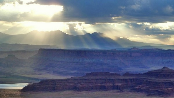 Colorado Overlook Trail