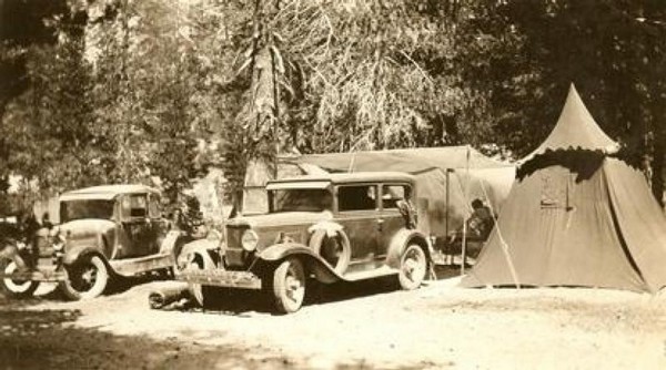 Campement à Devils Postpile en 1935