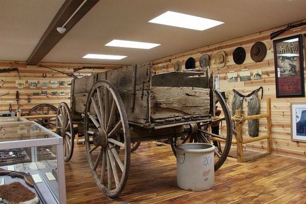 Devils Tower Frontier Museum