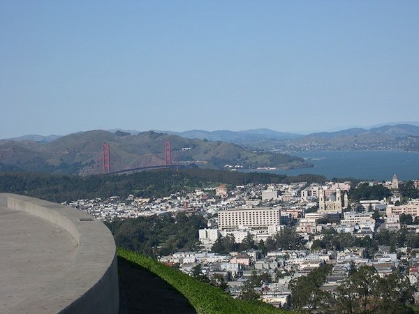 Golden Gate Bridge depuis les Twin Peaks