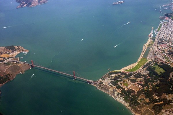 Golden Gate Bridge vu du ciel