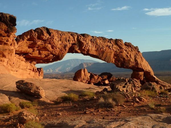 Sunset Arch Hole in the Rock Road Utah