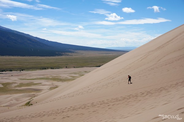 Sandboarding sur les dunes Great Sand Dunes Colorado