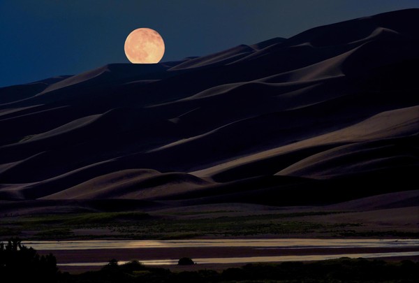 Pleine lune Great Sand Dunes Colorado
