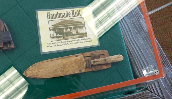 Couteau fait à la main Visitor Center Judge Roy Bean Museum Langtry Texas