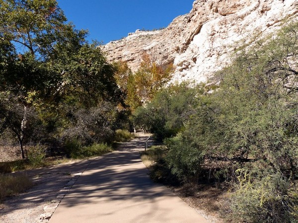 Chemin vers Montezuma Castle