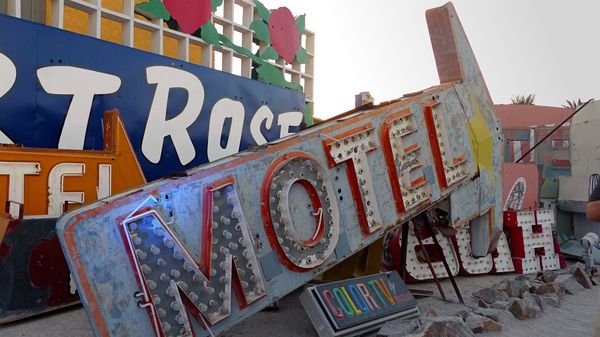 Enseigne d'un motel Neon Museum Las Vegas