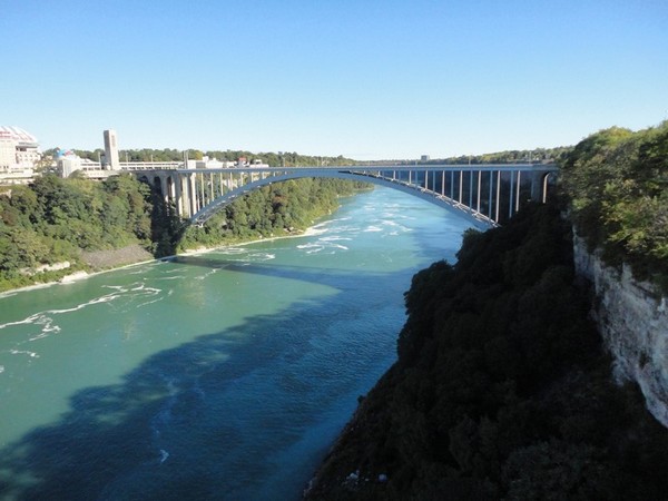 Rainbow Bridge Chutes du Niagara