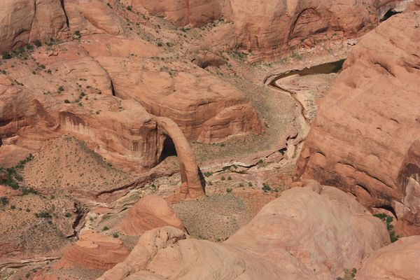 Rainbow Bridge vu d'avion