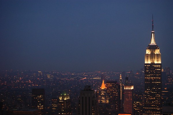 Empire State Building de nuit vu depuis le Top of the Rock