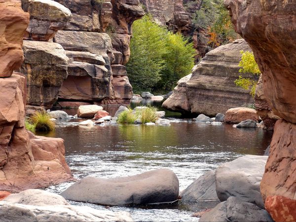 Petit bassin naturel Slide Rock SP