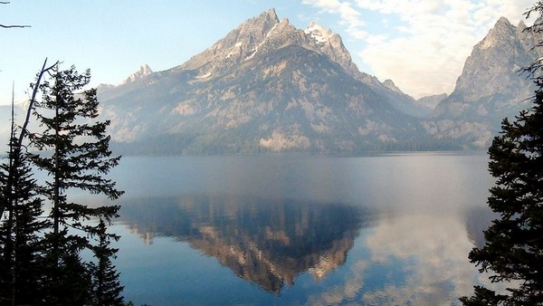 Point de vue sur le Jenny Lake depuis la Teton Park Road