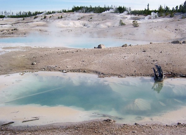 Porcelain Basin Yellowstone