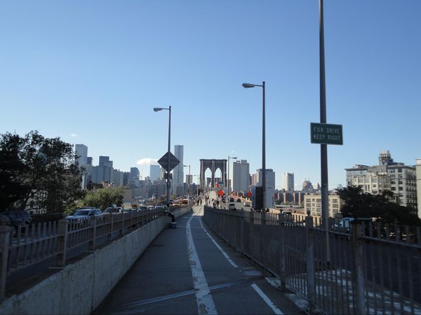 Le Brooklyn Bridge depuis Brooklyn New York