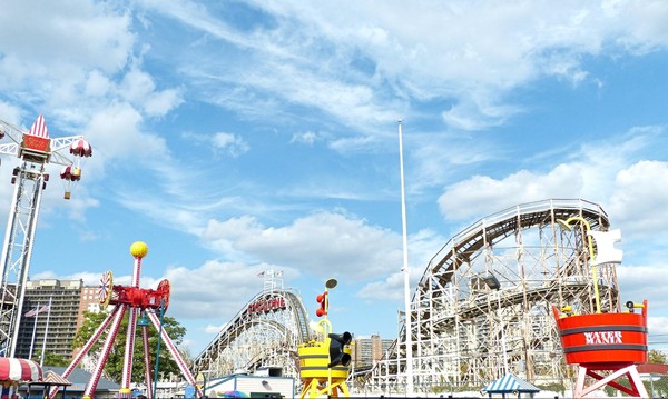 Cyclone roller-coaster Luna Park Coney Island Brooklyn New York USA