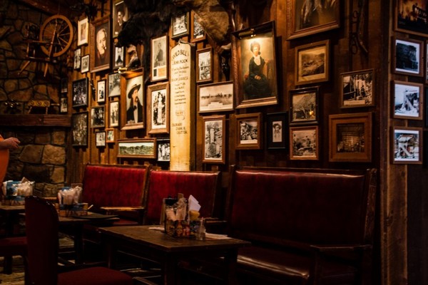 Saloon #10 Deadwood