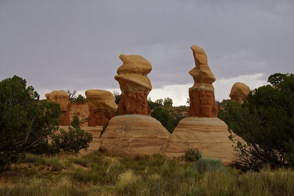 Devil's Garden Hole in the Rock Road Utah