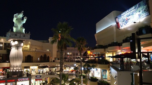 Hollywood & Highland Center