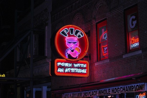The Pig Beale Street Memphis