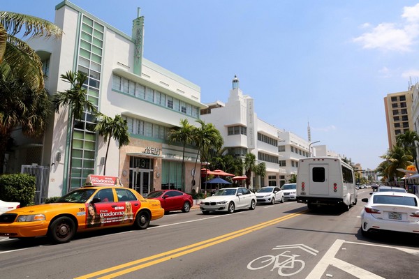 Kent Hôtel sur Collins Avenue Art Deco District Miami