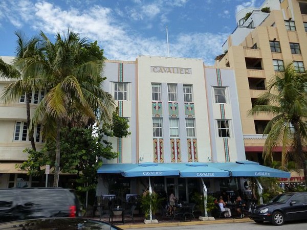 Art Deco District Cavalier Miami