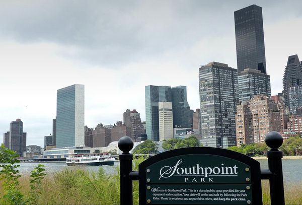 Southpoint Park Roosevelt Island New York