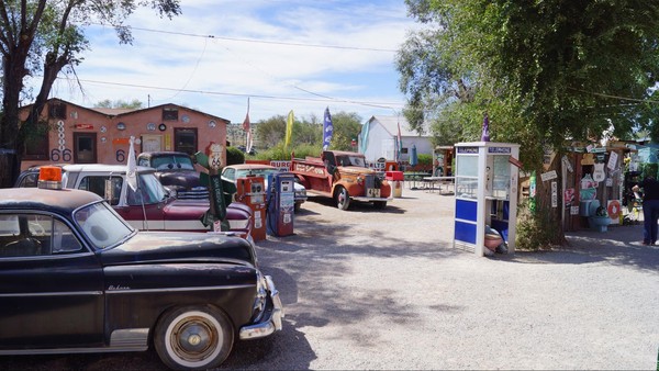 Snow Cap Drive In Seligman Route 66 Arizona