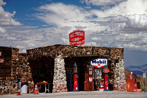Station-service Mobil Cool Springs Route 66 Arizona