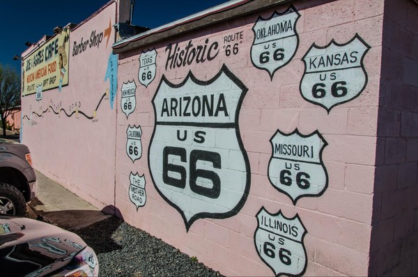 Mural Joe & Aggie’s Cafe Holbrook Route 66 Arizona