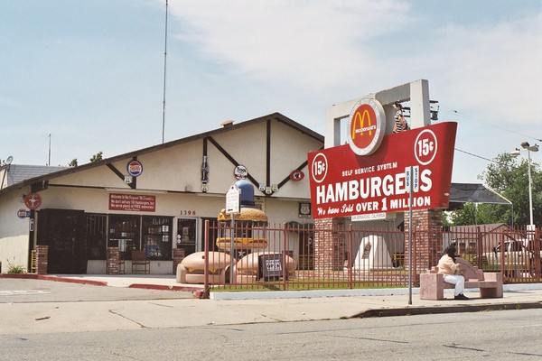 First Original McDonald's Museum San Bernardino Route 66 Californie