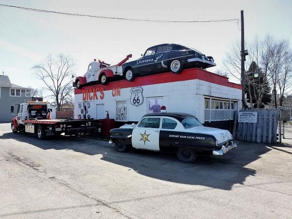 Dick's Towing Route 66 Joliet Illinois