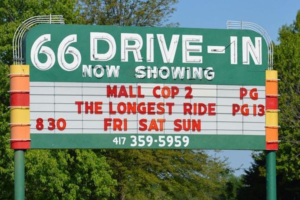 66 Drive-in Theatre Carthage Missouri