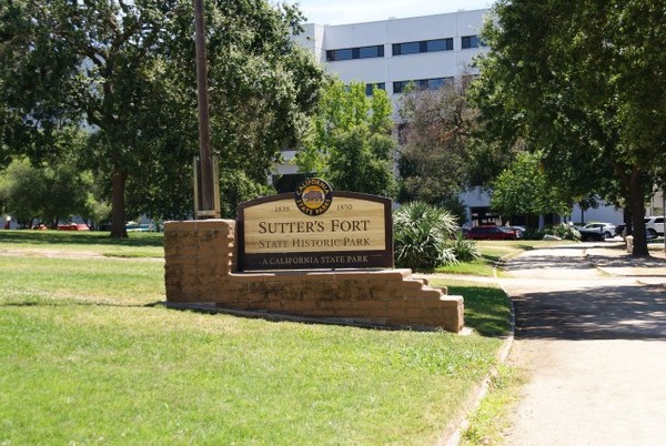 Entrée Sutter's Fort State Historic Park Sacramento