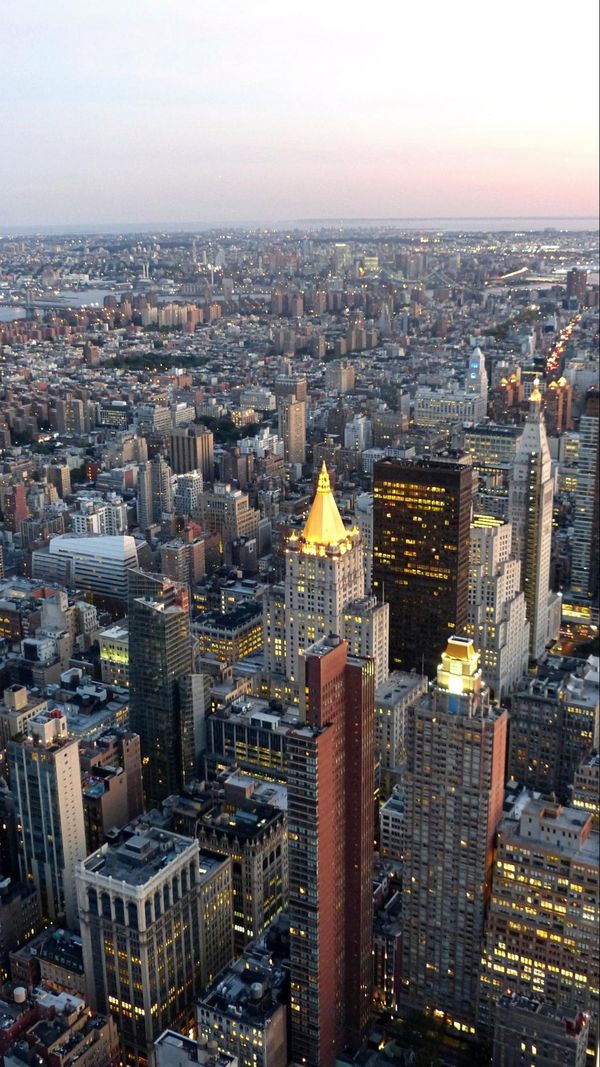 Manhattan depuis l'Empire State Building au crépuscule