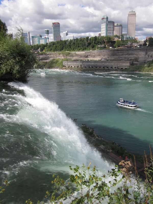 Hornblower Niagara Cruises Boat Tour