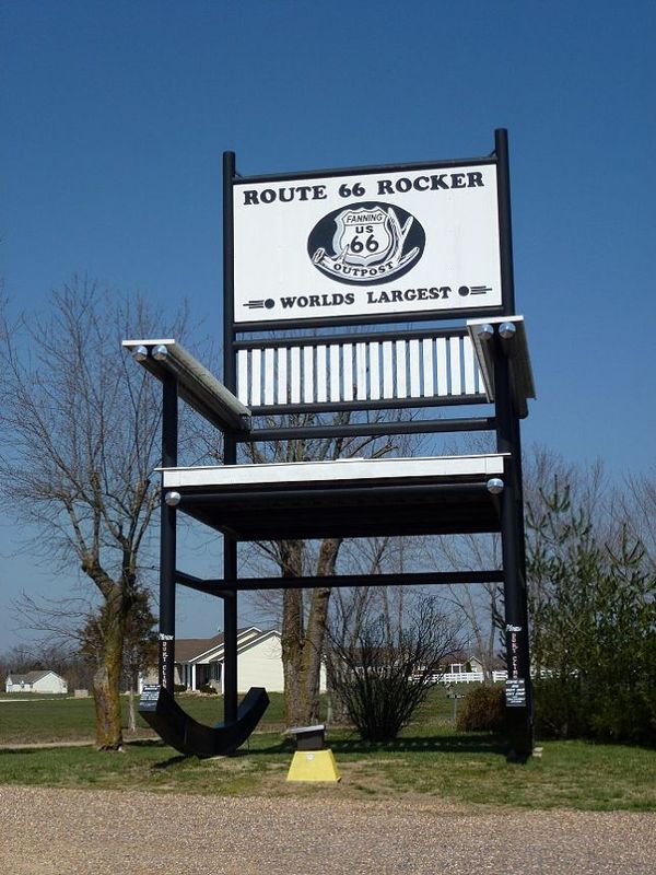 Le rocking chair de Dan au temps de sa gloire en 2013 et avant coloration Fanning Missouri