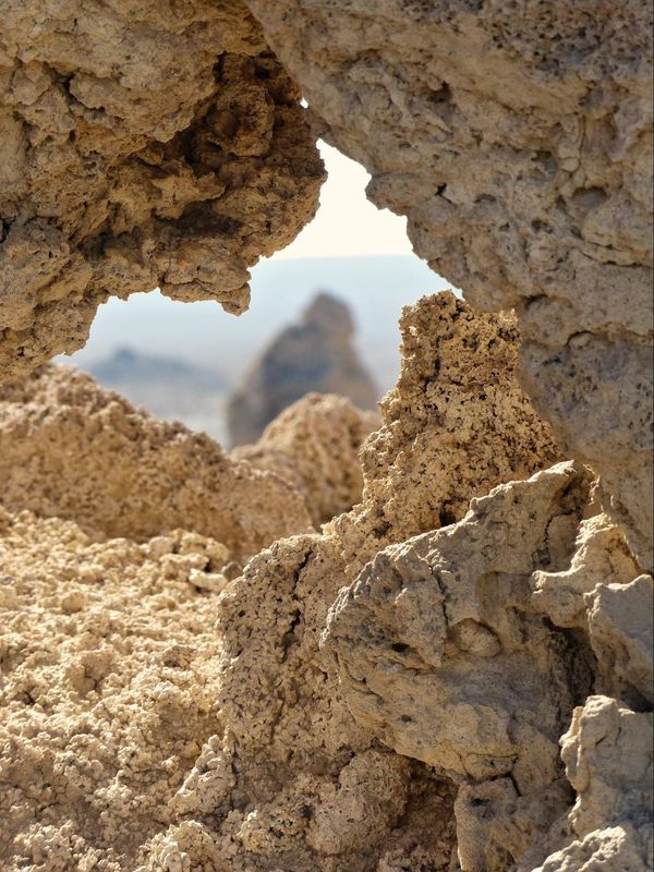 Calcaire coupant et fragile Trona Pinnacles